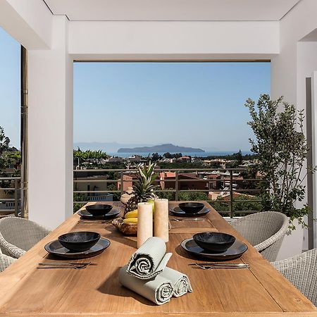 Blue Island Luxury Apartment カト・ダラトソ エクステリア 写真