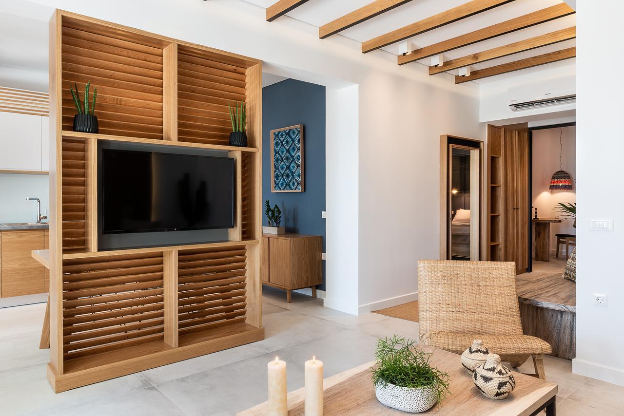 Blue Island Luxury Apartment カト・ダラトソ エクステリア 写真