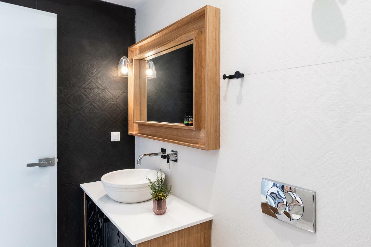 Blue Island Luxury Apartment カト・ダラトソ エクステリア 写真
